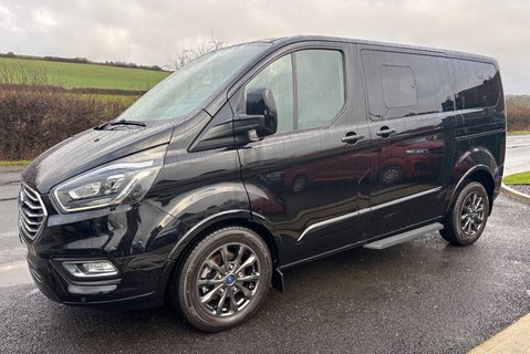 Ford Tourneo Custom 320 L1 Titanium X 185 ps 8 Seater 1