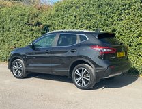 Nissan Qashqai 1.5 dCi N-Connecta SUV 5dr Diesel Manual Euro 6 (s/s) (110 ps) 31