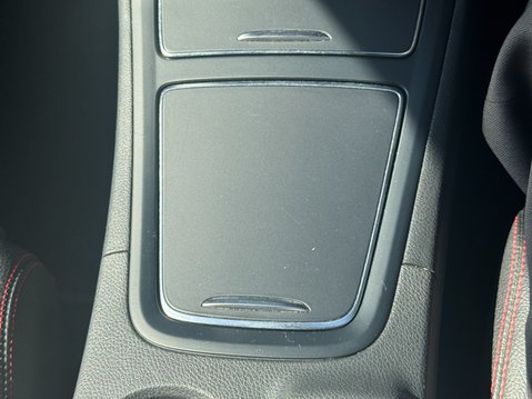 Mercedes-Benz B Class B200d AMG Line (Premium Plus) MPV 5dr Diesel 7G-DCT Euro 6 (136 ps) 41