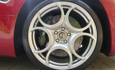 Alfa Romeo 8C Spider 10