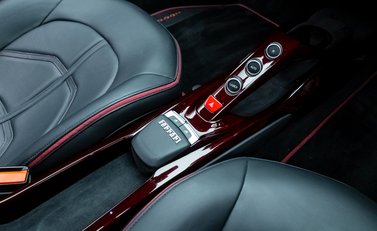 Ferrari 488 GTB Tailor Made 23