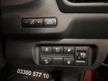 Nissan LEAF 40kWh N-Connecta Auto 5dr 12