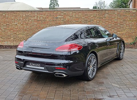 Porsche Panamera Diesel 3