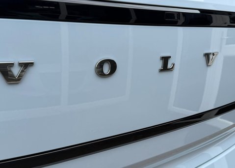Volvo Ex30 Twin Performance 69kWh Ultra SUV 5dr Electric Auto AWD (428 ps) 27