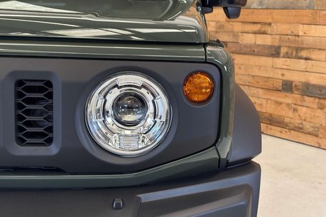 Suzuki Jimny SUZUKI JIMNY SUZUKI JIMNY 1.5 SZ5 SUV 3dr Petrol Auto ALLGRIP Euro 6 (101 p 18