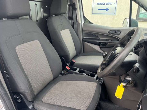 Ford Transit Connect 1.5 Transit Connect 240 Base TDCi LONG WHEEL BASE AIR CON 17