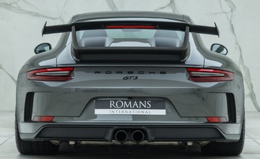 Porsche 911 GT3 (991.2) 5