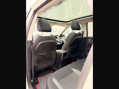 Nissan Qashqai 1.5 Qashqai N-Connecta dCi 5dr 30