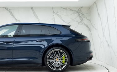 Porsche Panamera Turbo S E-Hybrid Sport Turismo 27