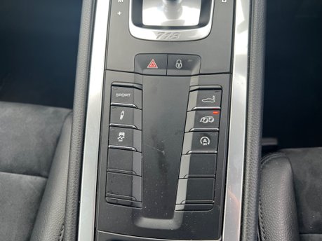 Porsche 718 CAYMAN PDK 36