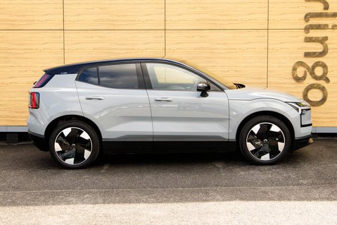 Volvo Ex30 PLUS 9
