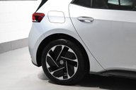 Volkswagen ID.3 Pro Performance 58kWh Life Auto 5dr 30
