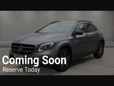 Mercedes-Benz GLA GLA 180 URBAN EDITION 1