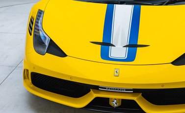 Ferrari 458 Speciale Aperta 37