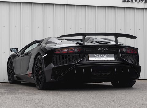 Lamborghini Aventador SV LP 750-4 Roadster 3
