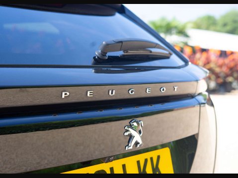 Peugeot 2008 2008 GT EV 5dr 37