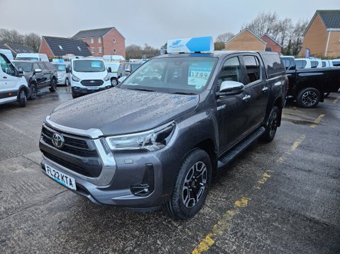 Toyota Hilux INVINCIBLE 4WD D-4D DCB 3