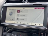Jaguar F-Pace 2.0 P250i Portfolio SUV 5dr Petrol Auto AWD Euro 6 (s/s) (250 ps) 32