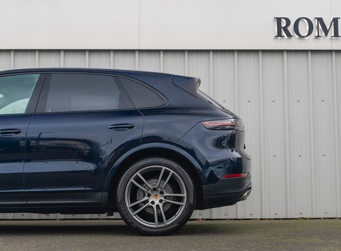 Porsche Cayenne S 29