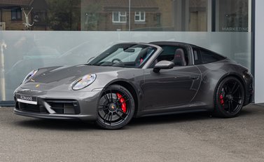 Porsche 911 Targa 4 GTS (992) 2