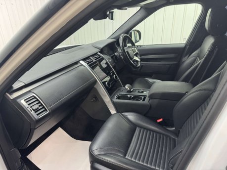 Land Rover Discovery 3.0 Discovery R-Dynamic S D MHEV Auto 4WD 5dr 53