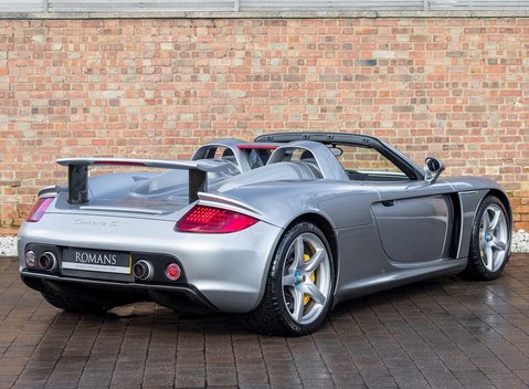 Porsche Carrera GT 7