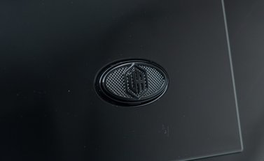 Land Rover Defender 90 V8 P525 URBAN 41