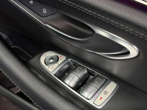 Mercedes-Benz E Class 2.0 E300d AMG Line Night Edition (Premium Plus) Saloon 4dr Diesel G-Tronic+ 31