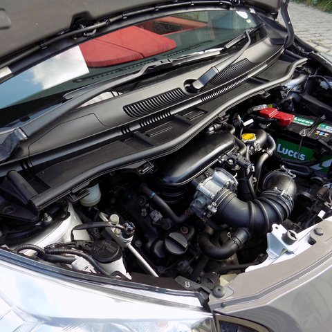Aston Martin Cygnet 1.3 Manual
