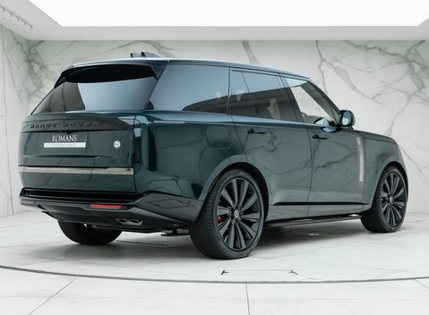 Land Rover Range Rover P530 SV 3