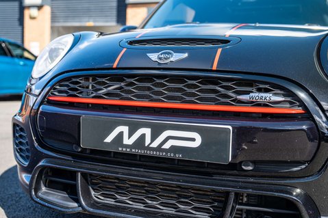 Mini Hatch 2.0 John Cooper Works Auto 3dr 37