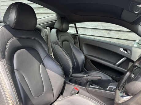 Audi TT 2.0 TT S Quattro Semi-Auto 4WD 3dr 32