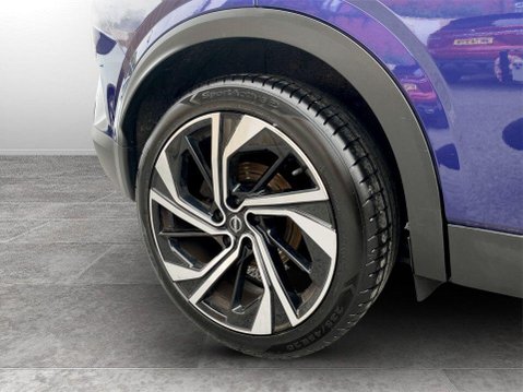 Nissan Qashqai 1.3 DIG-T MHEV Tekna+ SUV 5dr Petrol Hybrid Manual Euro 6 (s/s) (158 ps) Ai 10