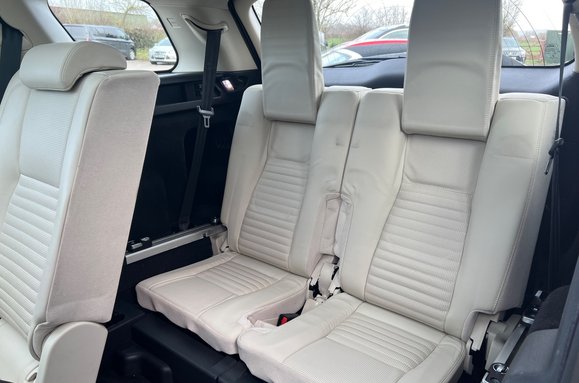 Land Rover Discovery Sport 2.2 SD4 HSE LUXURY AUTOMATIC 40