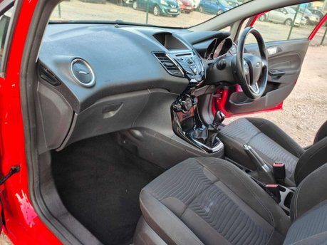 Ford Fiesta 1.25 Zetec Euro 5 5dr 8