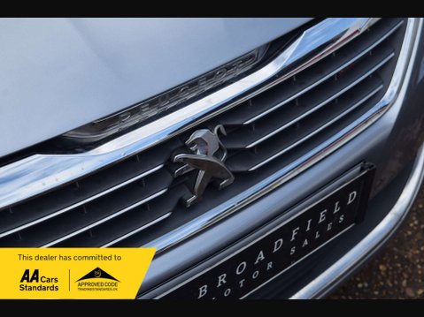 Peugeot 308 1.6 308 GT Line HDi Blue S/S 5dr 9