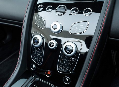 Aston Martin V12 Vantage S Roadster 18
