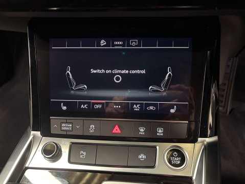 Audi E-Tron e-tron Technik 50 Quattro 4WD 5dr 34