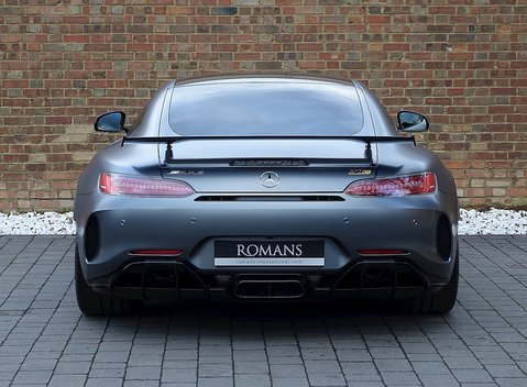 Mercedes-Benz Amg GT GT R 5