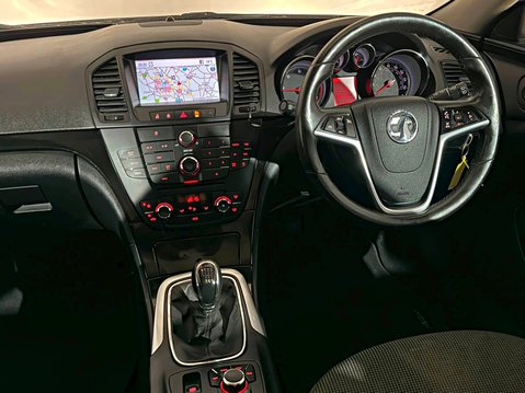 Vauxhall Insignia SE NAV CDTI 13