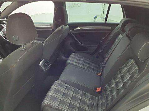 Volkswagen Golf 2.0 Golf GTD TDI Semi-Auto 5dr 10