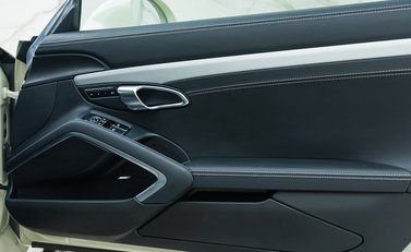 Porsche 911 50TH ANNIVERSARY EDITION (991) 22