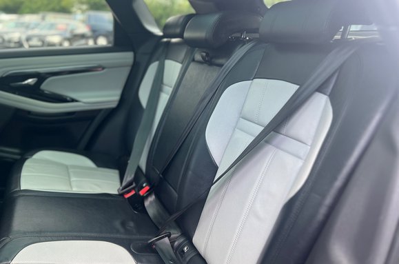 Land Rover Range Rover Evoque 2.0 D180 R-DYNAMIC SE MHEV AUTO 32