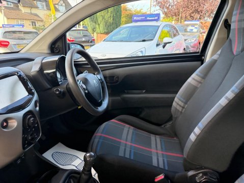 Peugeot 108 1.0 VTi Active Euro 5 3dr Euro 5 28
