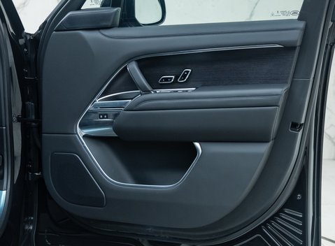 Land Rover Range Rover D350 FIRST EDITION 27