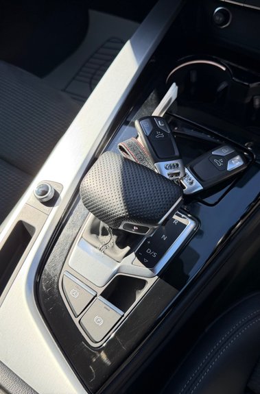 Audi A5 SPORTBACK TFSI QUATTRO S LINE MHEV -APPLE CARPLAY -FULL AUDI S/HISTORY 