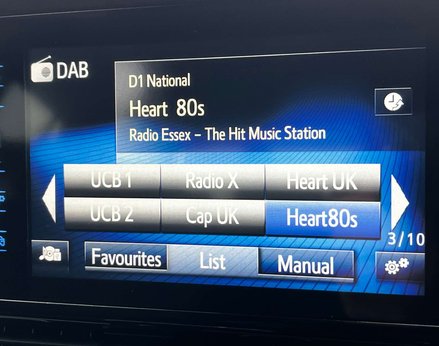 Toyota C-HR 1.8 C-HR-Dynamic HEV CVT 5dr 47