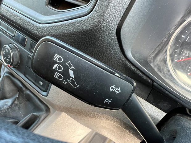 Volkswagen Crafter Dropside LWB L3 Startline Air Con Cam Tow Bar EURO 6 NO VAT 32