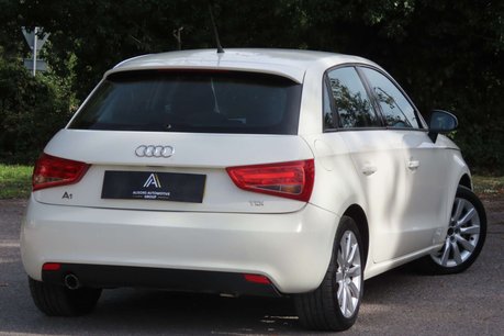 Audi A1 1.6 TDI Sport Sportback 5dr Diesel Manual Euro 5 (s/s) (105 ps) 4