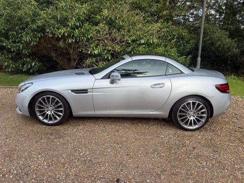 Mercedes-Benz SLC 2.0 SLC 300 AMG Line Auto 2dr 3